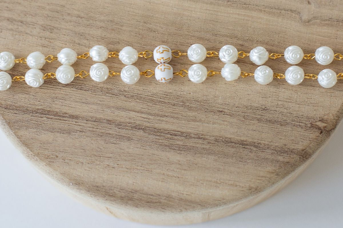 Guadalupe Devotion Rosary – White Blooms