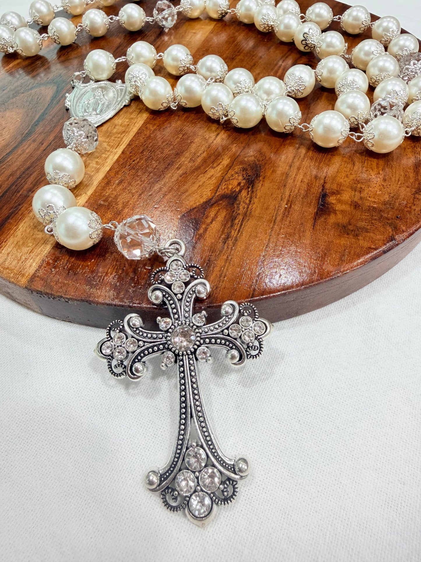Elegant Pearl Rosary – Large Beads